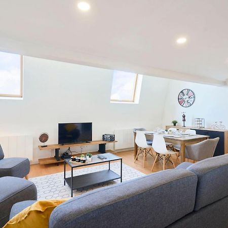 Locationstourcoing - Le Colbert Apartamento Exterior foto
