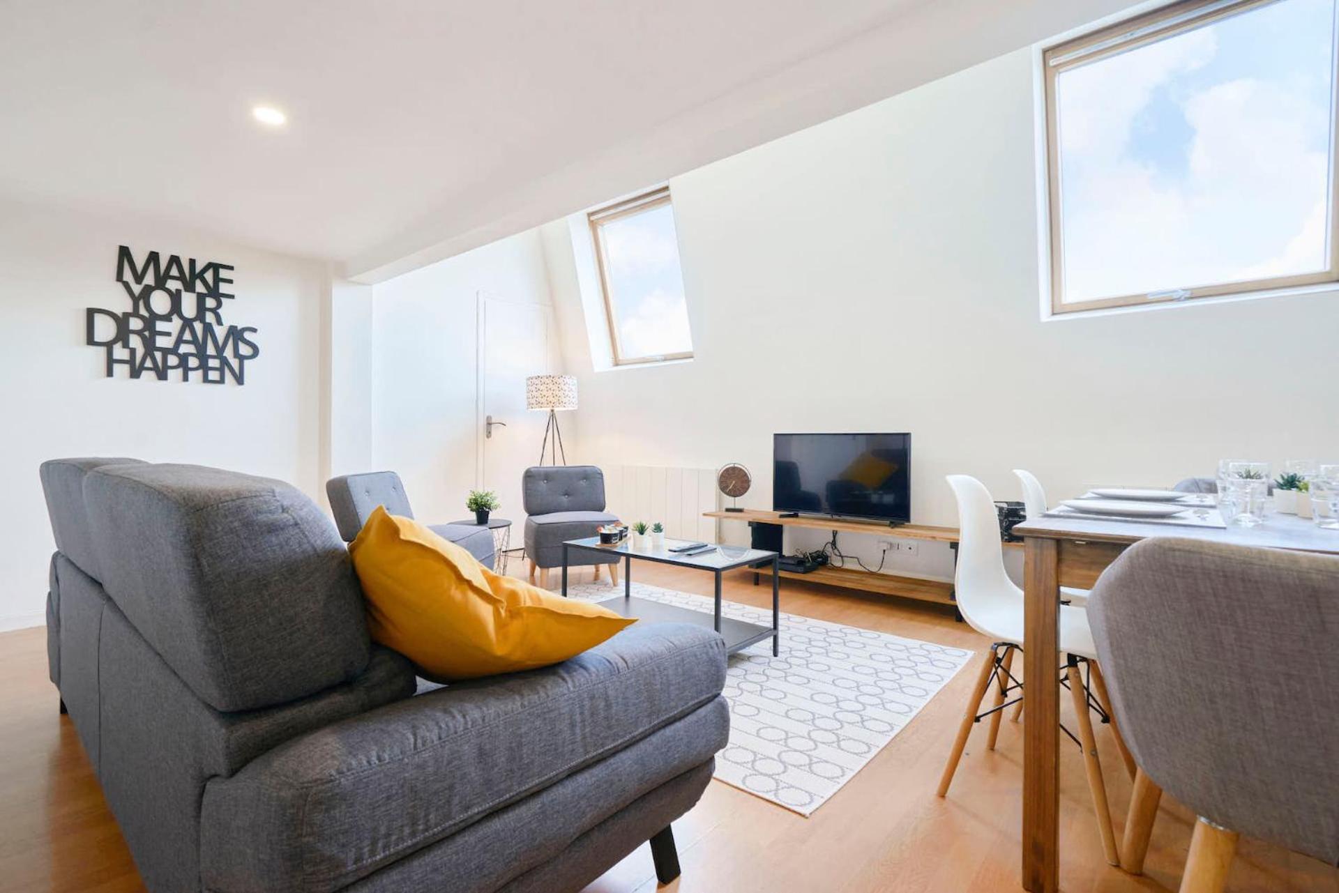 Locationstourcoing - Le Colbert Apartamento Exterior foto